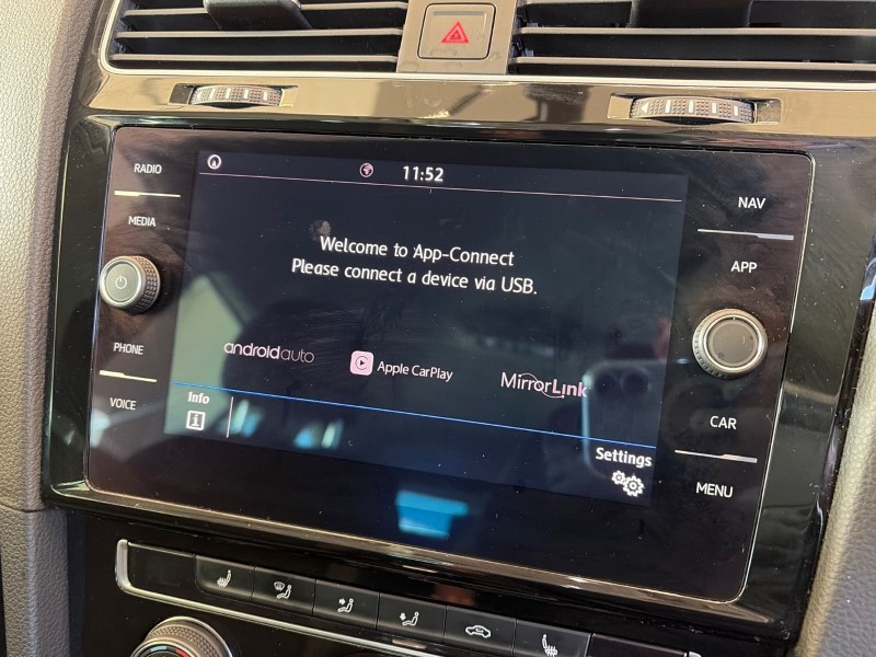 Used Volkswagen Golf 2020 for sale - 77005477: Photo 33