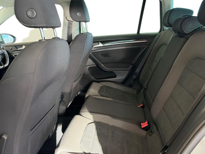 Used Volkswagen Golf 2020 for sale - 77005477: Photo 4