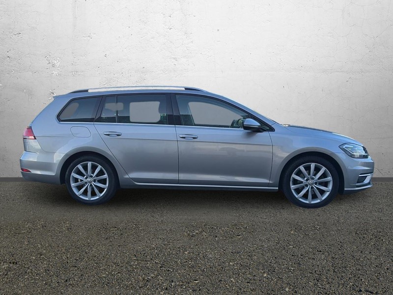 Used Volkswagen Golf 2020 for sale - 77005477: Photo 5