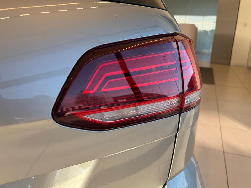 Used Volkswagen Golf 2020 for sale - 77005477: Photo 50