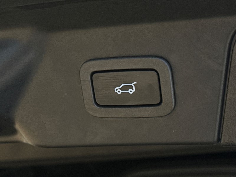 Used Land Rover Range Rover Velar 2020 for sale - 77504492: Photo 40