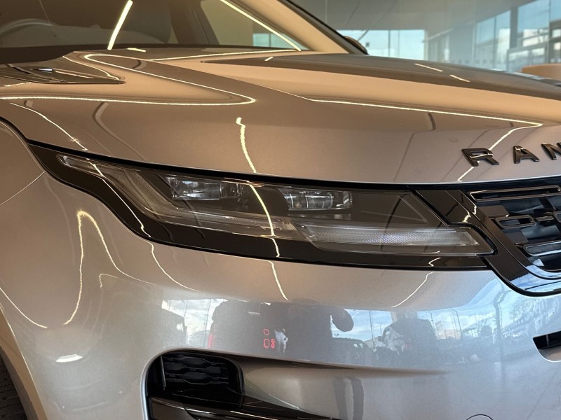 Used Land Rover Range Rover Evoque 2024 for sale - 76981923: Photo 17