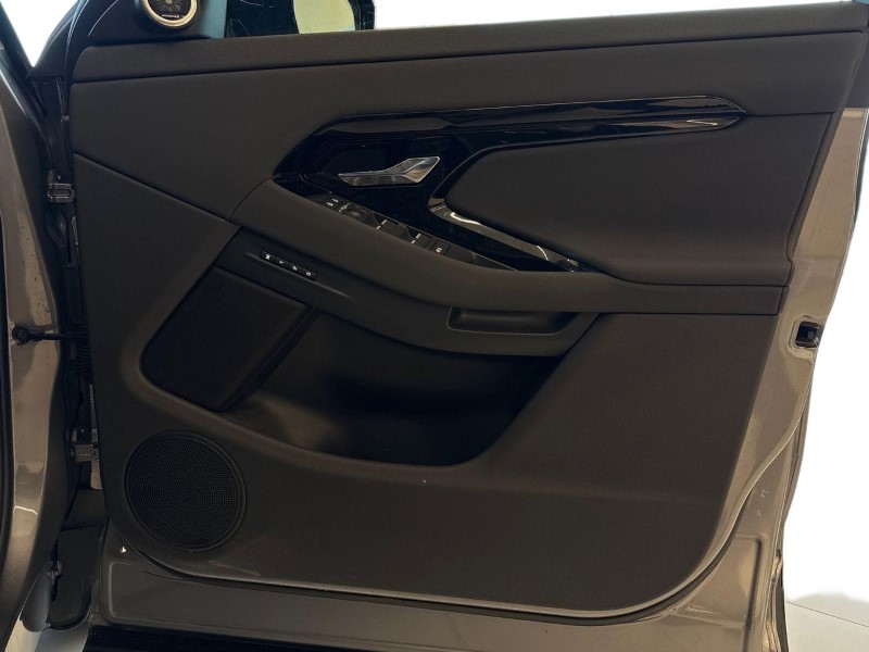 Used Land Rover Range Rover Evoque 2024 for sale - 76981923: Photo 21