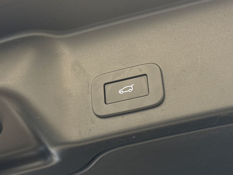 Used Land Rover Range Rover Evoque 2024 for sale - 76981923: Photo 39