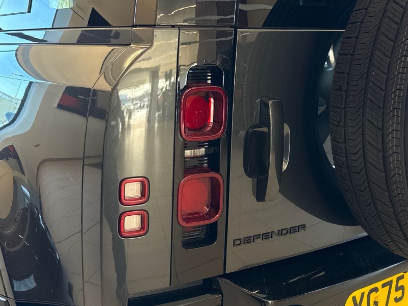 Used Land Rover Defender 2025 for sale - 77742705: Photo 19