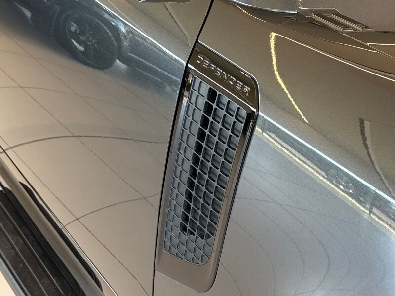 Used Land Rover Defender 2025 for sale - 77742705: Photo 20