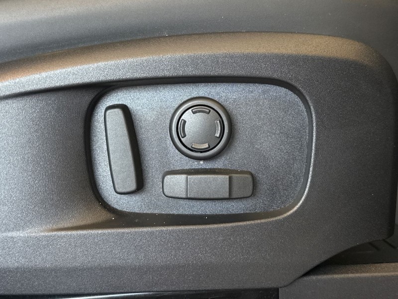 Used Land Rover Defender 2025 for sale - 77742705: Photo 24