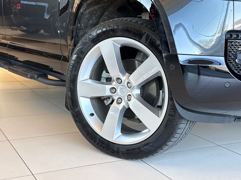 Used Land Rover Defender 2025 for sale - 77742705: Photo 41