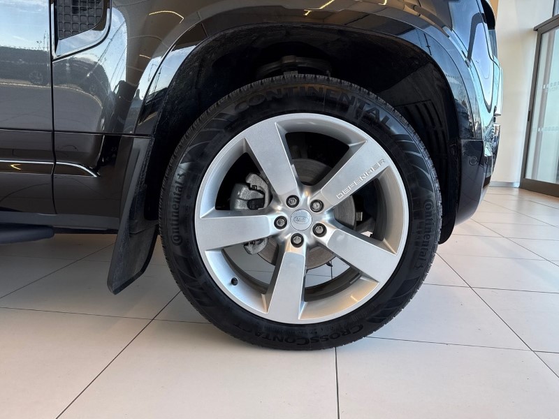 Used Land Rover Defender 2025 for sale - 77742705: Photo 8