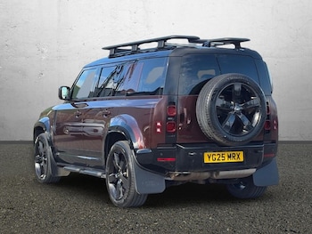 Used Land Rover Defender 2025 for sale - 78014773: Photo