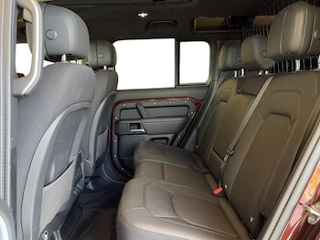 Used Land Rover Defender 2025 for sale - 78014773: Photo