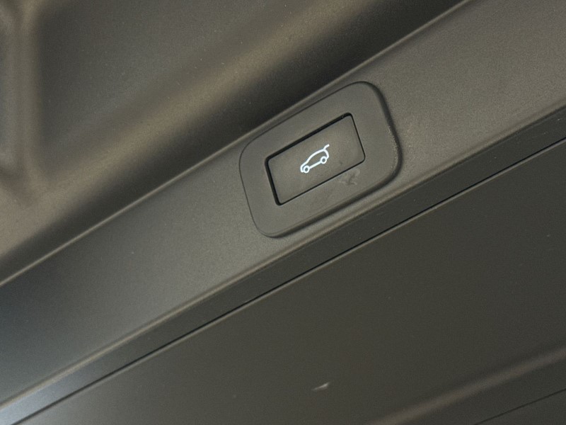 Used Land Rover Range Rover 2023 for sale - 77973661: Photo 40