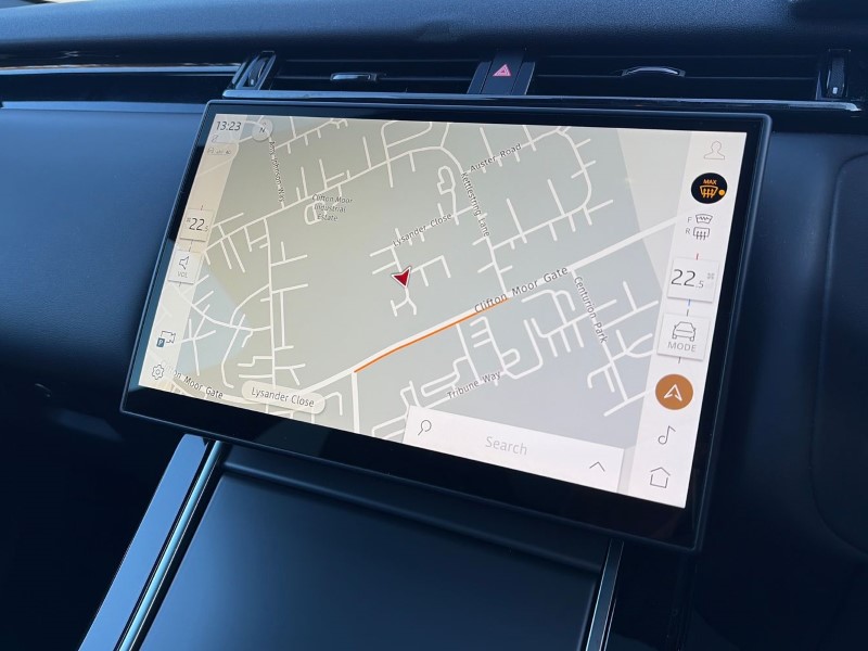 Used Land Rover Range Rover Velar 2023 for sale - 76981731: Photo 11