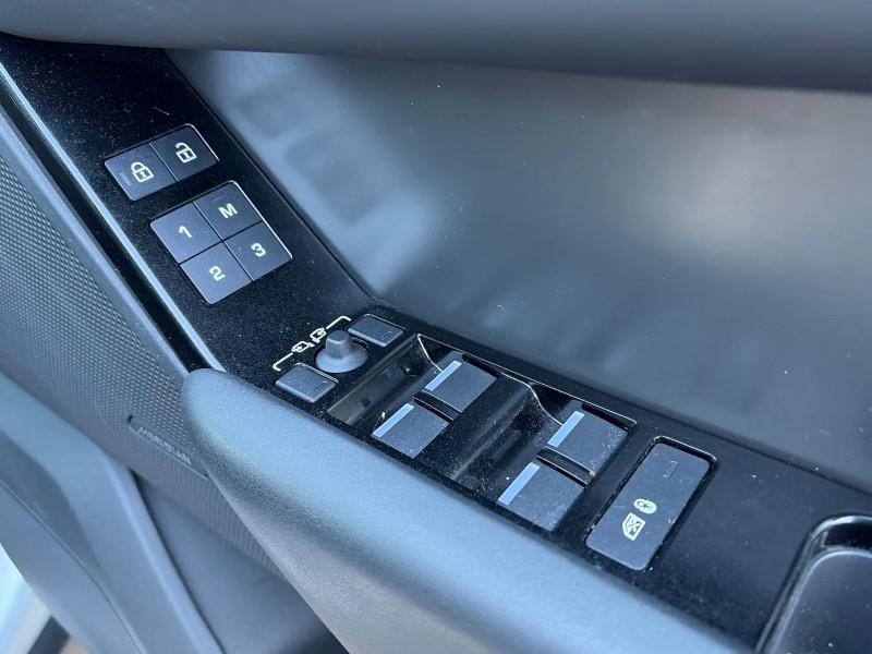 Used Land Rover Range Rover Velar 2023 for sale - 76981731: Photo 24