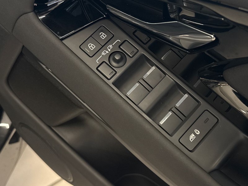 Used Land Rover Range Rover Evoque 2024 for sale - 77819258: Photo 23