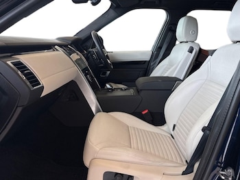 Used Land Rover Discovery 2023 for sale - 78520063: Photo