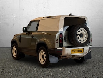 Used Land Rover Defender 2023 for sale - 78791792: Photo