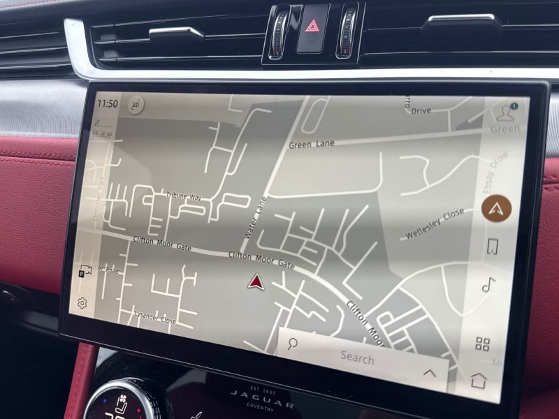 Used Jaguar F-Pace 2023 for sale - 76981334: Photo 11