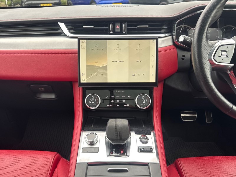 Used Jaguar F-Pace 2023 for sale - 76981334: Photo 14