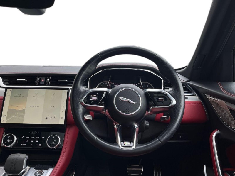 Used Jaguar F-Pace 2023 for sale - 76981334: Photo 15