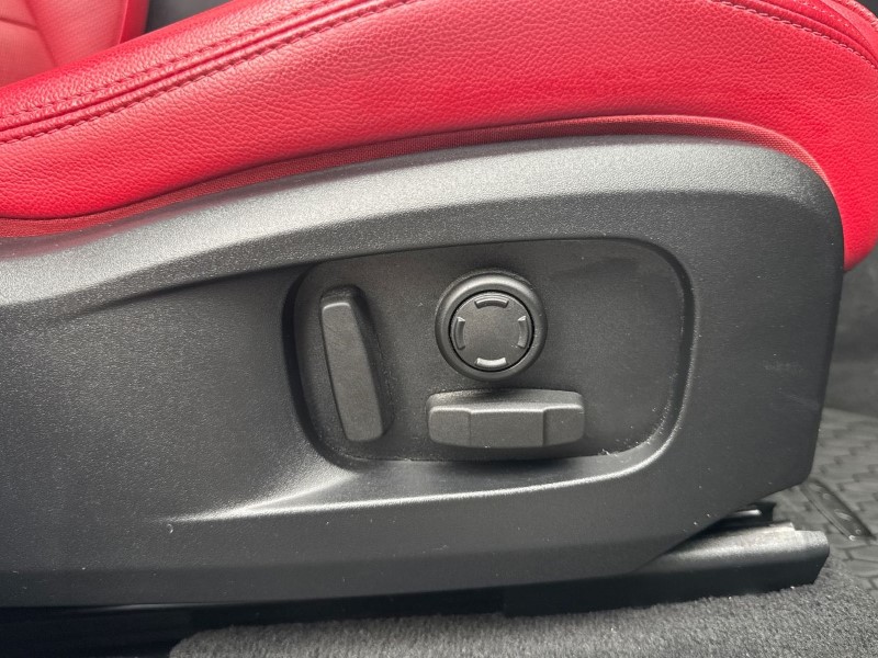 Used Jaguar F-Pace 2023 for sale - 76981334: Photo 24