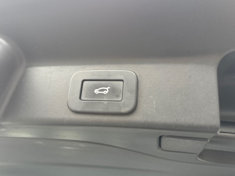 Used Jaguar F-Pace 2023 for sale - 76981334: Photo 41