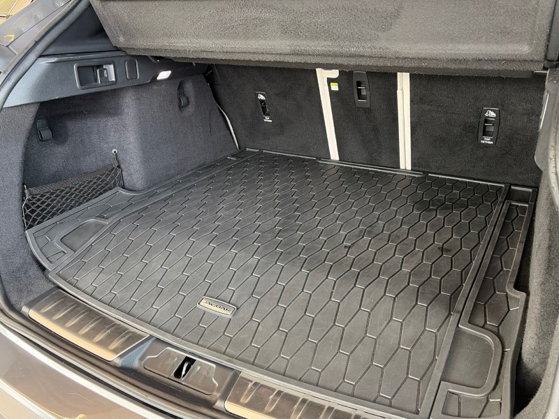 Used Jaguar F-Pace 2022 for sale - 77353885: Photo 42