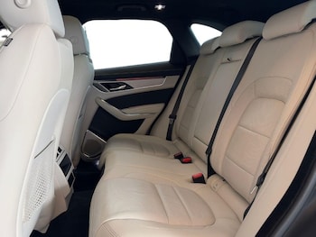 Used Jaguar F-Pace 2022 for sale - 77353885: Photo