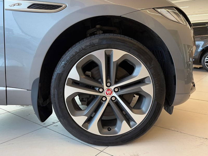 Used Jaguar F-Pace 2022 for sale - 77353885: Photo 8