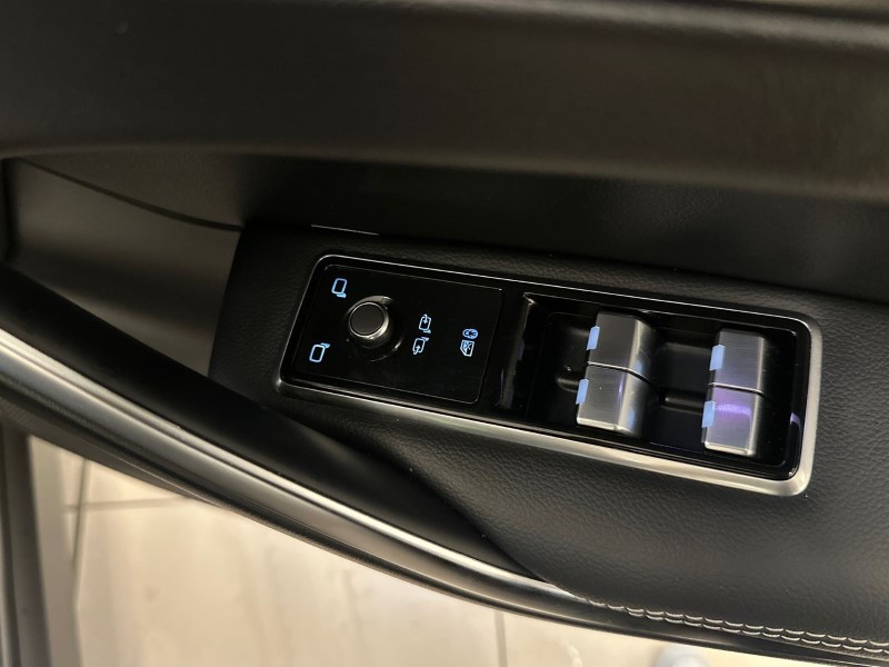 Used Jaguar F-Pace 2023 for sale - 77179635: Photo 23