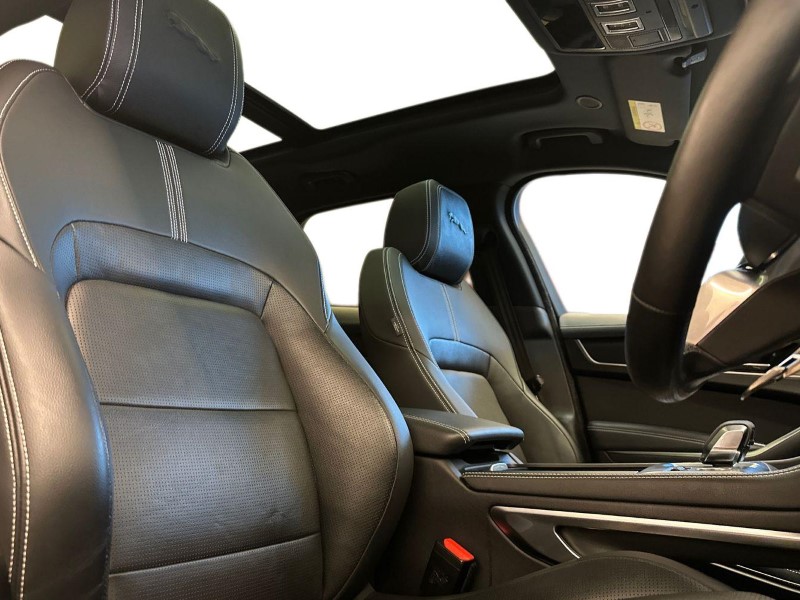 Used Jaguar F-Pace 2023 for sale - 77179635: Photo 26