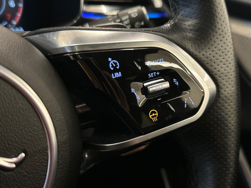 Used Jaguar F-Pace 2023 for sale - 77179635: Photo 27