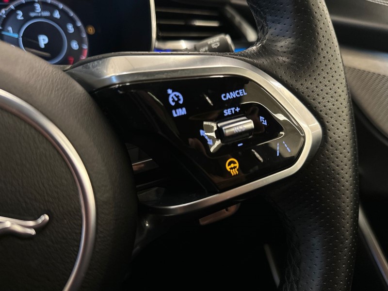 Used Jaguar F-Pace 2023 for sale - 77179635: Photo 29