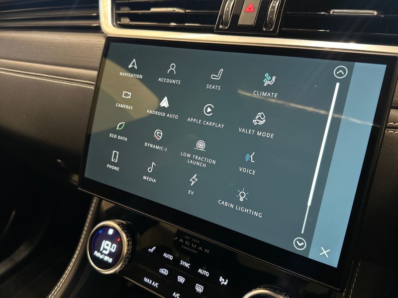 Used Jaguar F-Pace 2023 for sale - 77179635: Photo 31