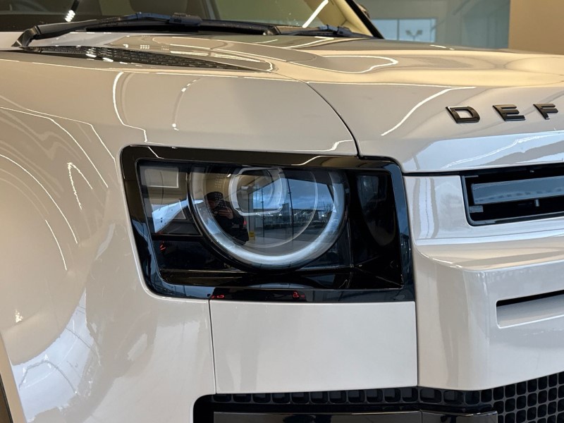 Used Land Rover Defender 2025 for sale - 77179610: Photo 17