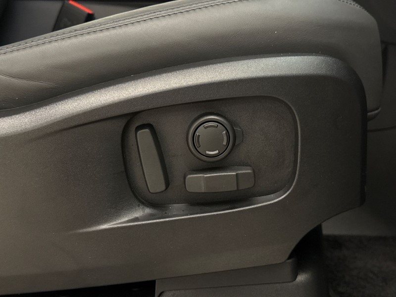 Used Land Rover Defender 2025 for sale - 77179610: Photo 24