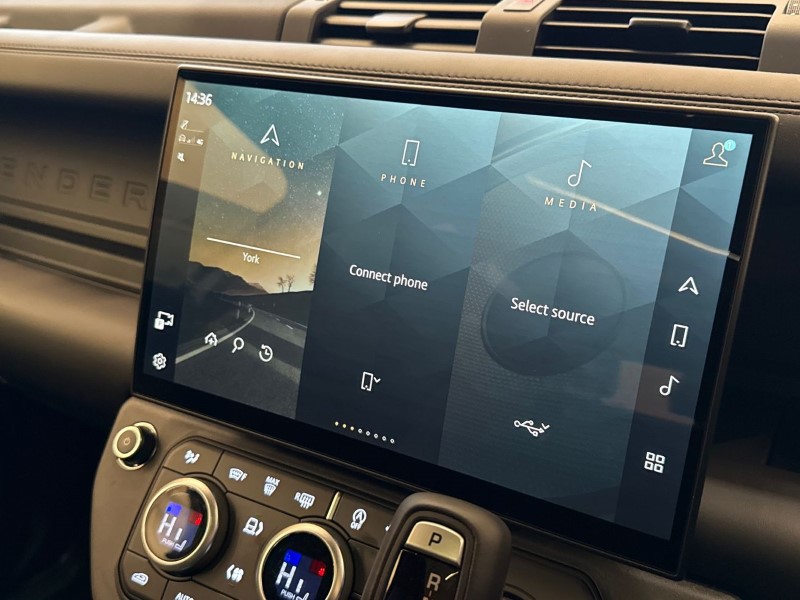 Used Land Rover Defender 2025 for sale - 77179610: Photo 30