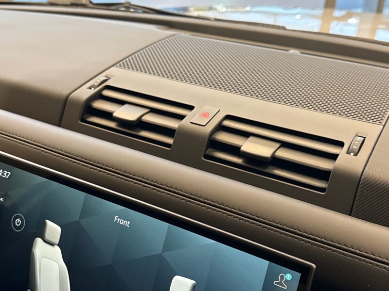 Used Land Rover Defender 2025 for sale - 77179610: Photo 35