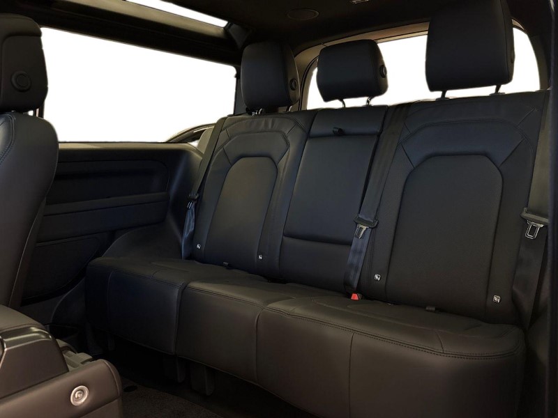 Used Land Rover Defender 2025 for sale - 77179610: Photo 4