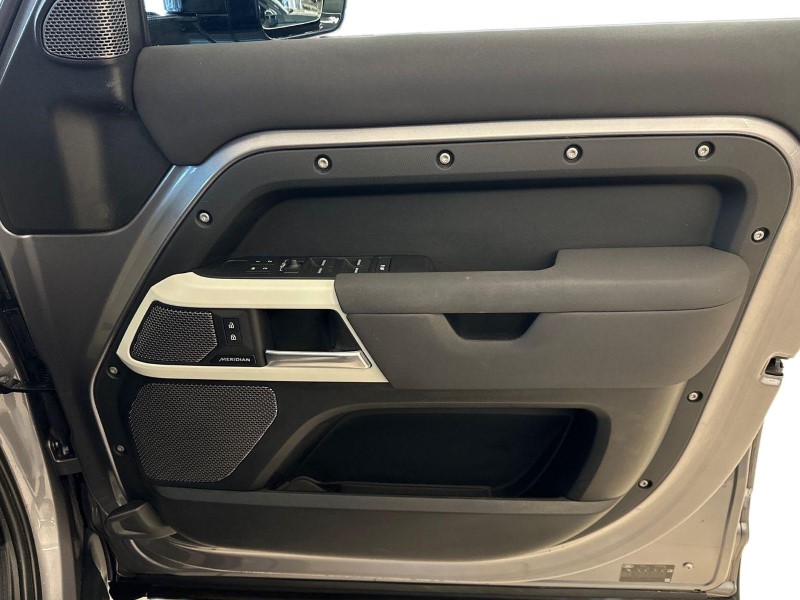Used Land Rover Defender 2022 for sale - 77258393: Photo 22