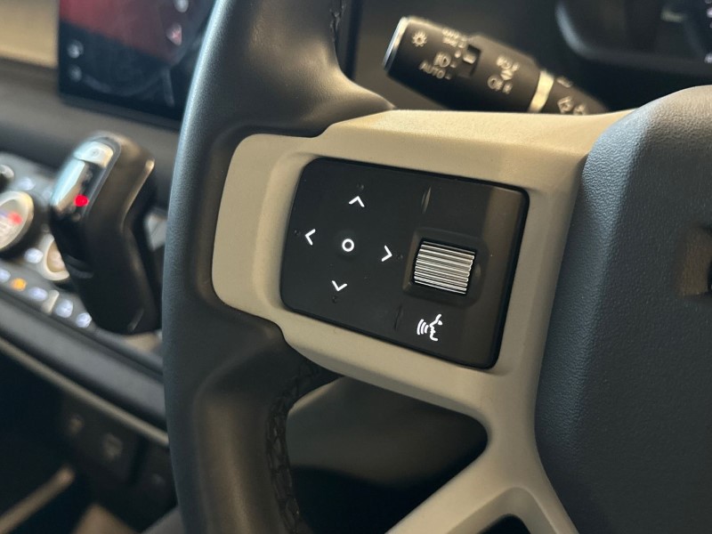 Used Land Rover Defender 2022 for sale - 77258393: Photo 27