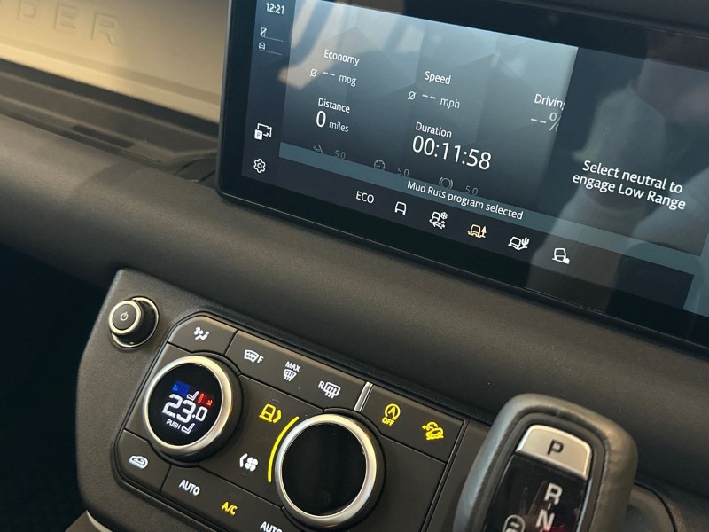 Used Land Rover Defender 2022 for sale - 77258393: Photo 35