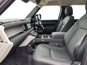 Used Land Rover Defender 2022 for sale - 77258393: Photo