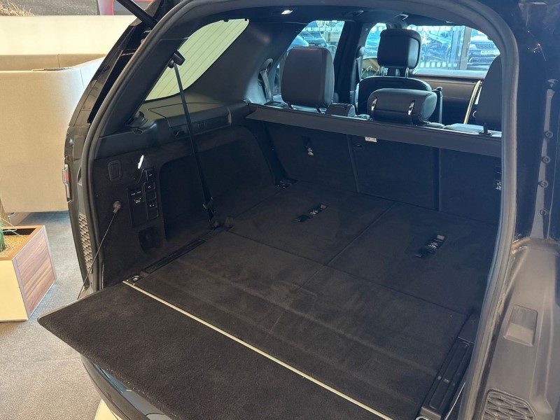 Used Land Rover Discovery 2022 for sale - 78067147: Photo 39