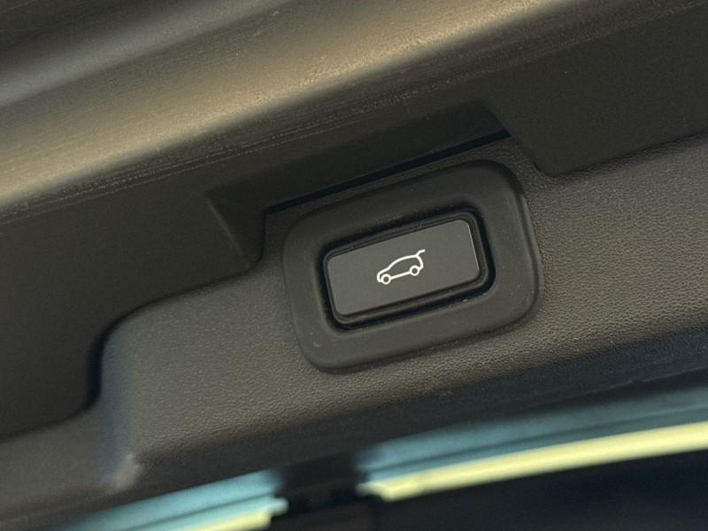 Used Land Rover Discovery 2022 for sale - 78067147: Photo 40