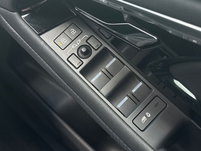 Used Land Rover Range Rover Evoque 2023 for sale - 78092987: Photo 23