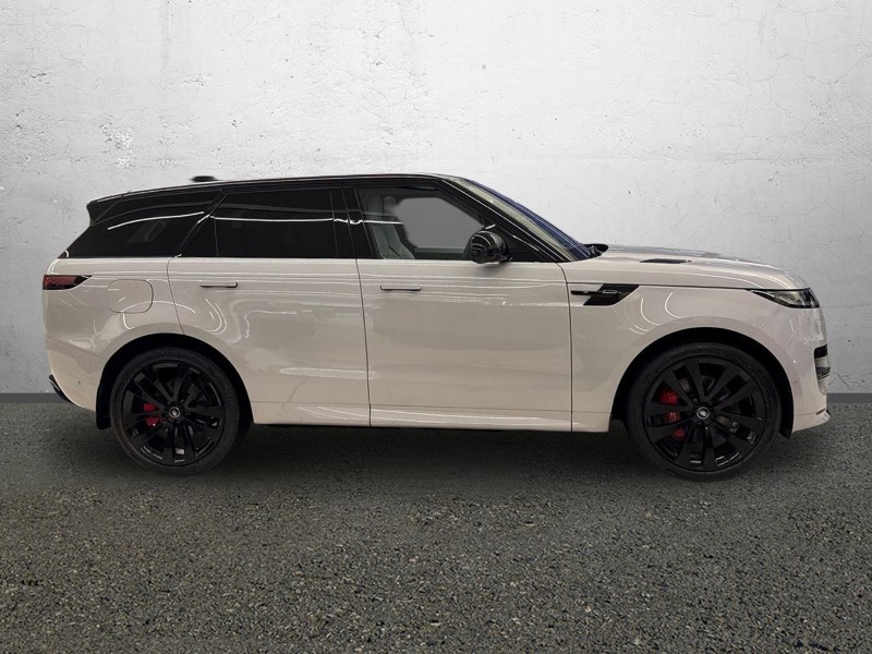 Used Land Rover Range Rover Sport 2025 for sale - 76980860: Photo 5