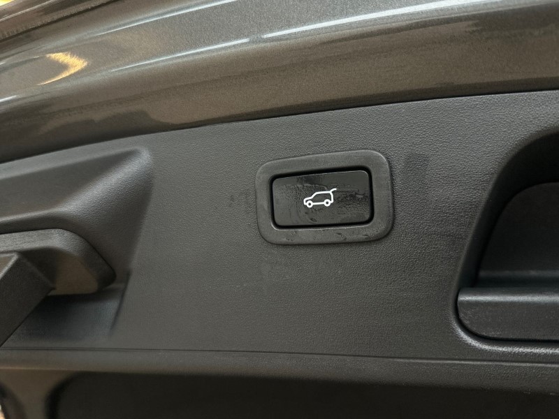 Used Jaguar E-Pace 2020 for sale - 77545404: Photo 39