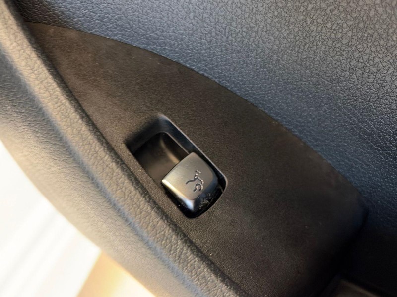 Used Mercedes-Benz E Class 2018 for sale - 77025615: Photo 21