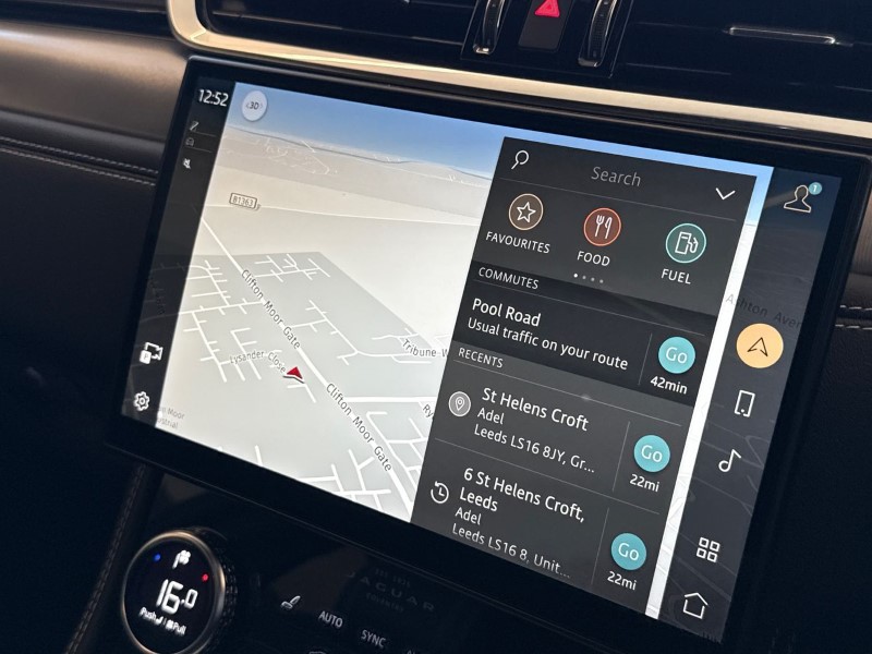 Used Jaguar F-Pace 2021 for sale - 76982130: Photo 11